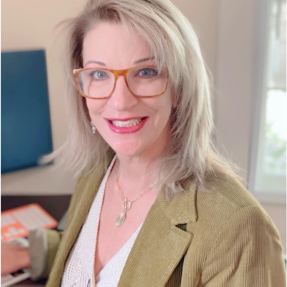 Meet your Posher, Kelli